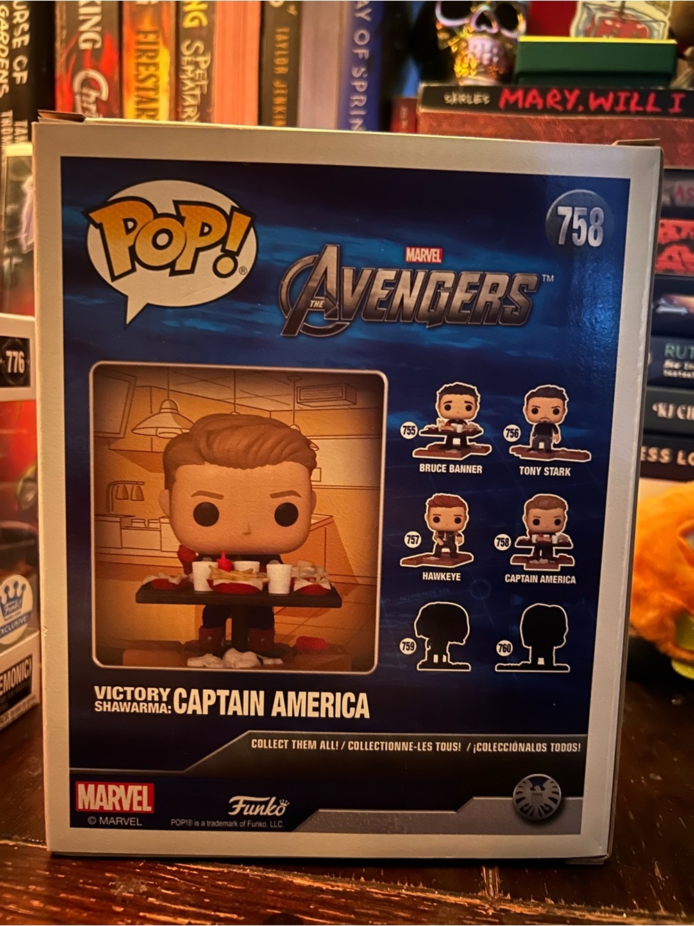 Avengers- Captain America [DELUXE]#758 - Picture 2 of 4